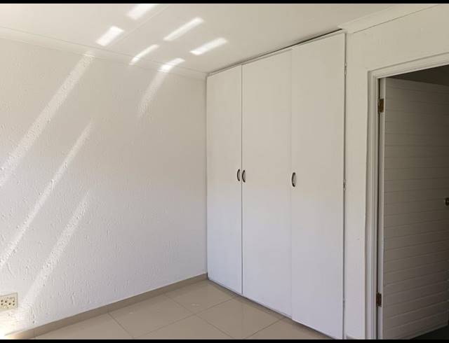 1 BEDROOM PROPERTY TO RENT IN BASSONIA